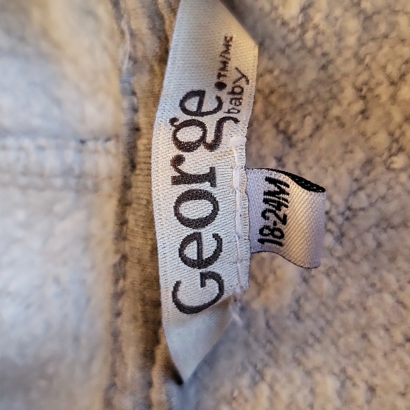 Grey zip up unicorn print hoodie with front ruffle. - Picture 3 of 4